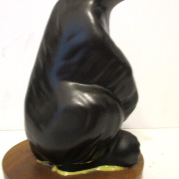 Solid Walnut Sculpture Canadian Wildlife Series by HERTA 6" Tall Black Bear - Picture 6 of 9